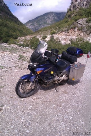 Albánií křížem krážem